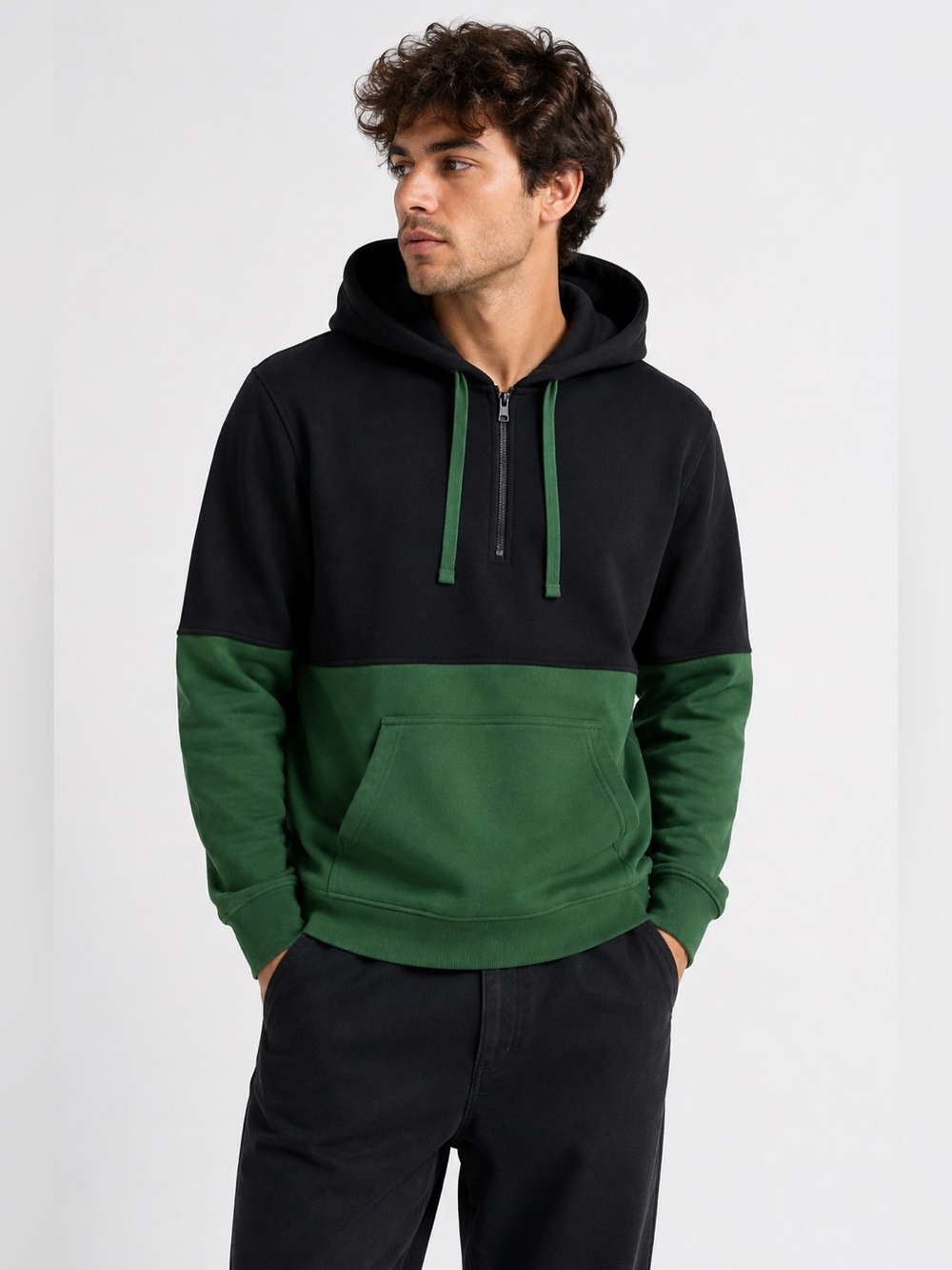Wellington Men’s Black Green Block 1/4 Zip Sweatshirt Hoodie. Size L